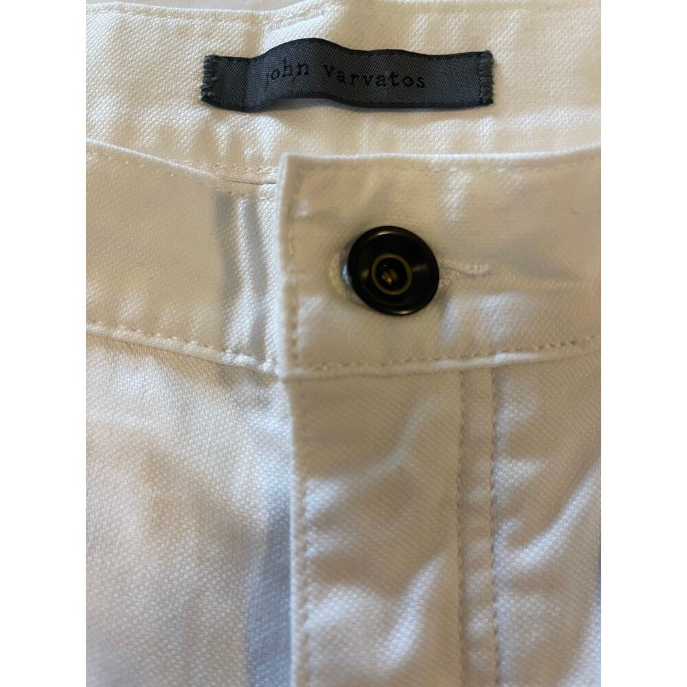NWT: John Varvatos Woodward Slim Straight Jeans in White Size 30 - Picture 5 of 10